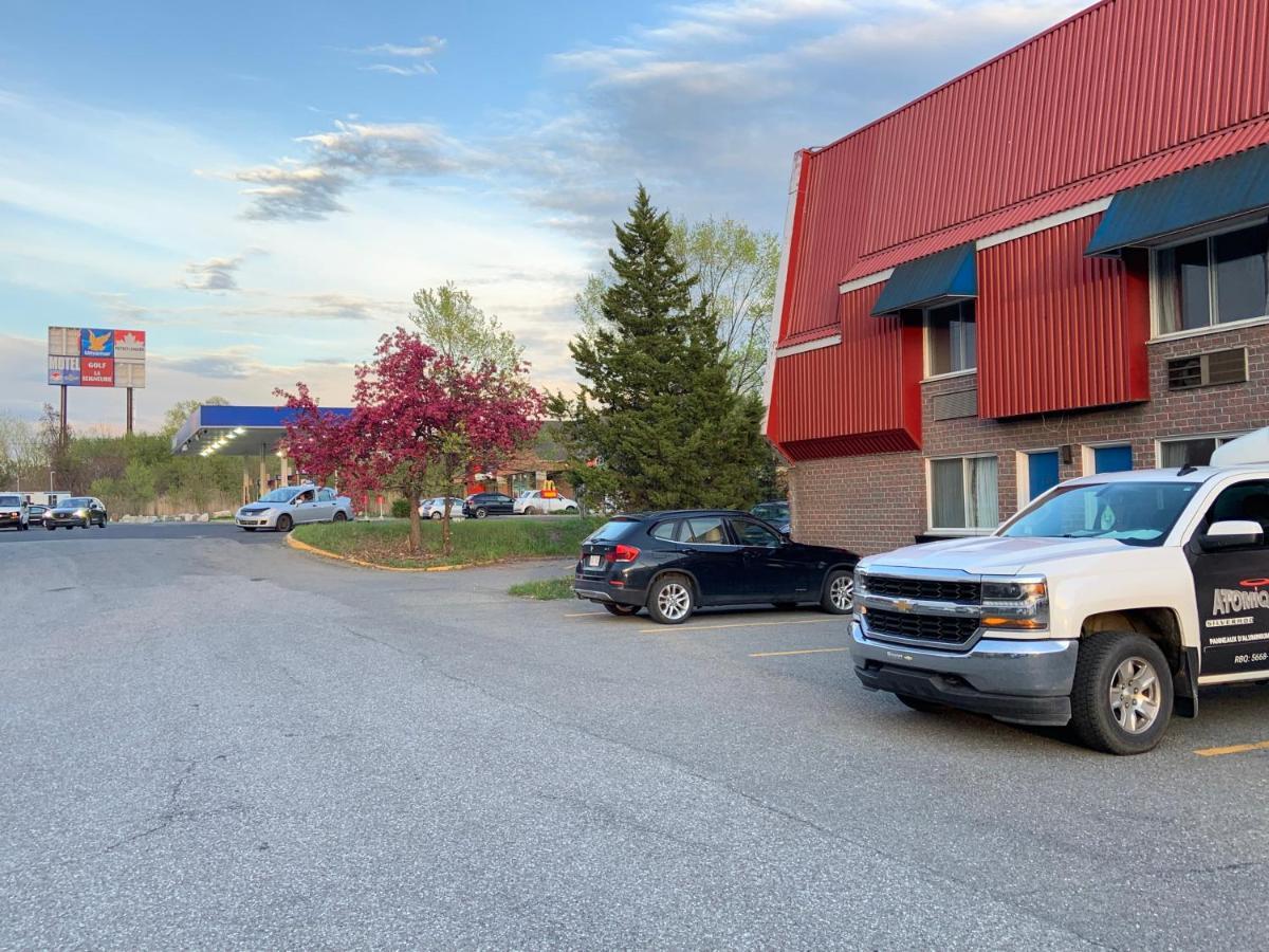 Motel Le Transit Mont-Saint-Hilaire Exterior foto